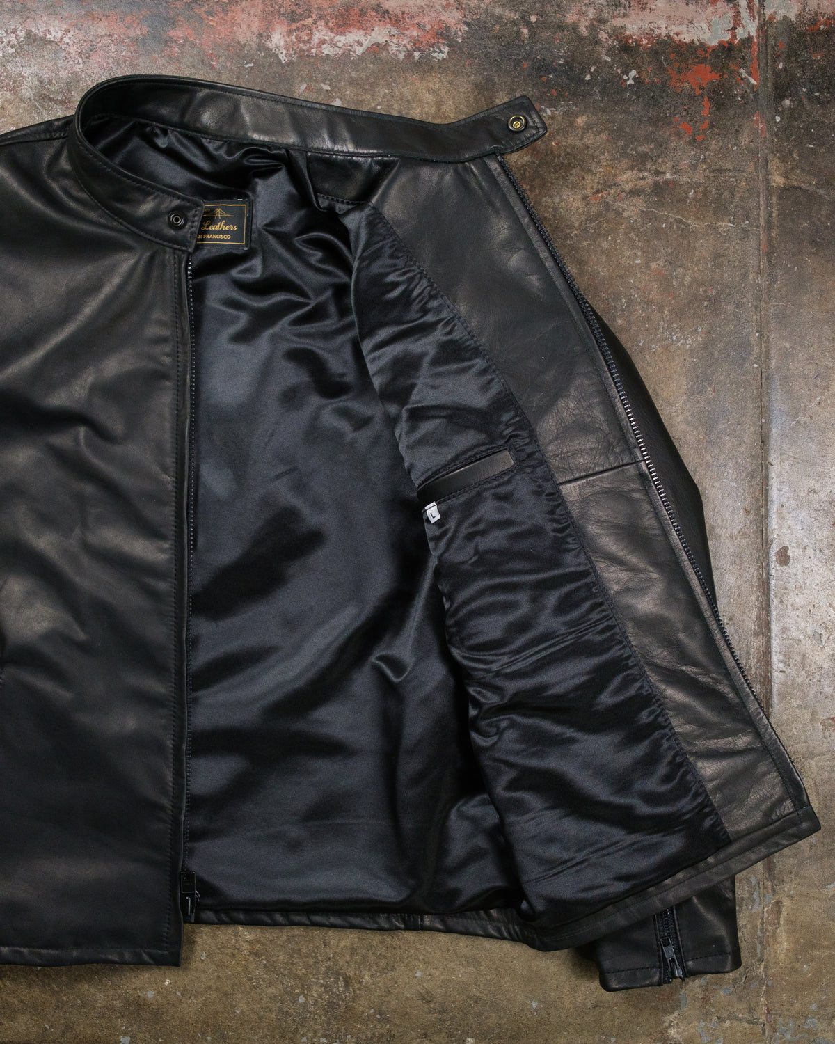 CR-76 Triple Black Cafe Racer