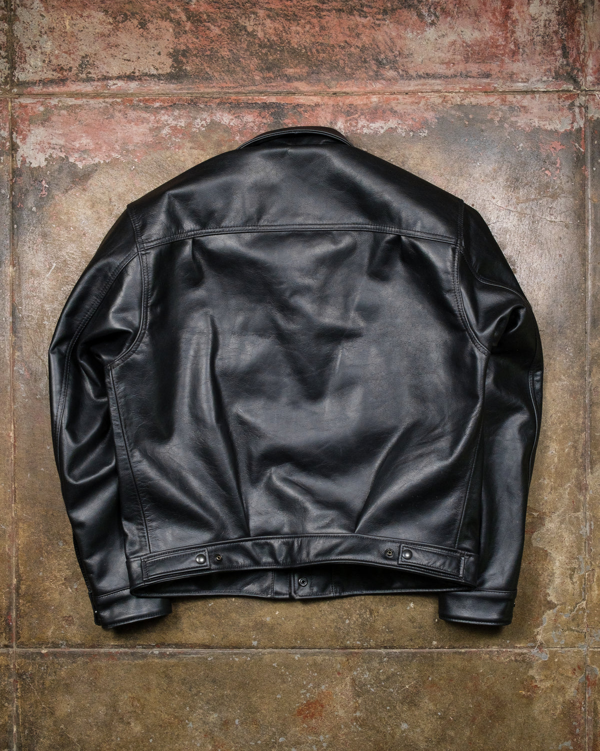 Type II Tumbled Black Licorice Cowhide