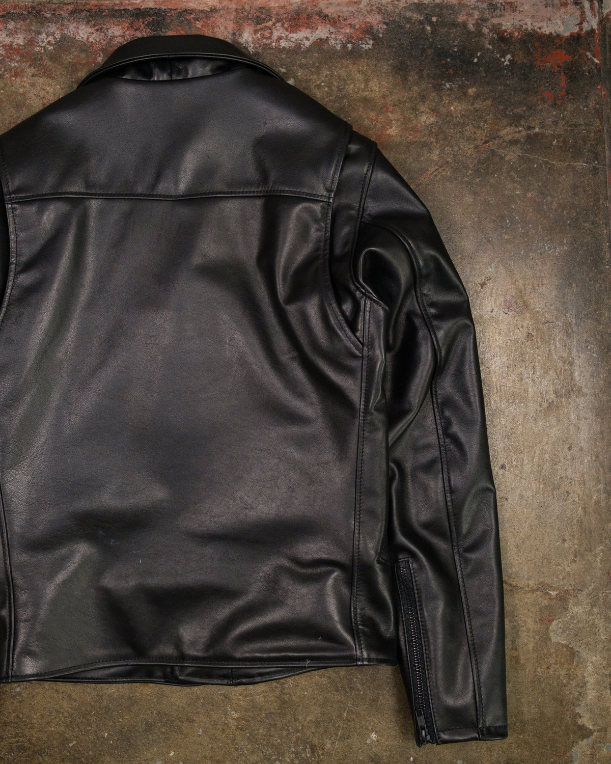 PFW-01 NS Obsidian Cowhide (36)