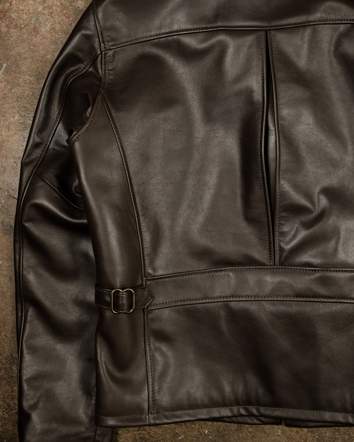 DEL-66 Cocoa Cowhide (M/L)